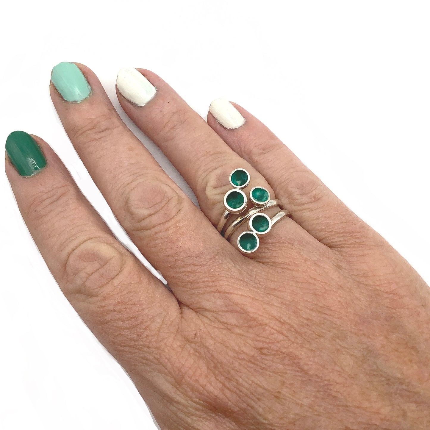 Sterling silver adjustable ring with emerald green enamel